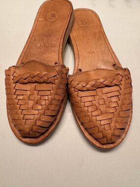 Braided Leather Slide Sandals - Tan
